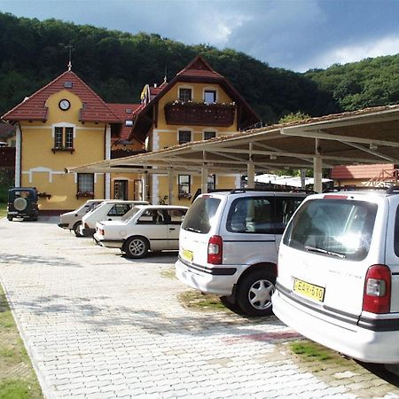 Hotel Szeleta Lillafüred Extérieur photo