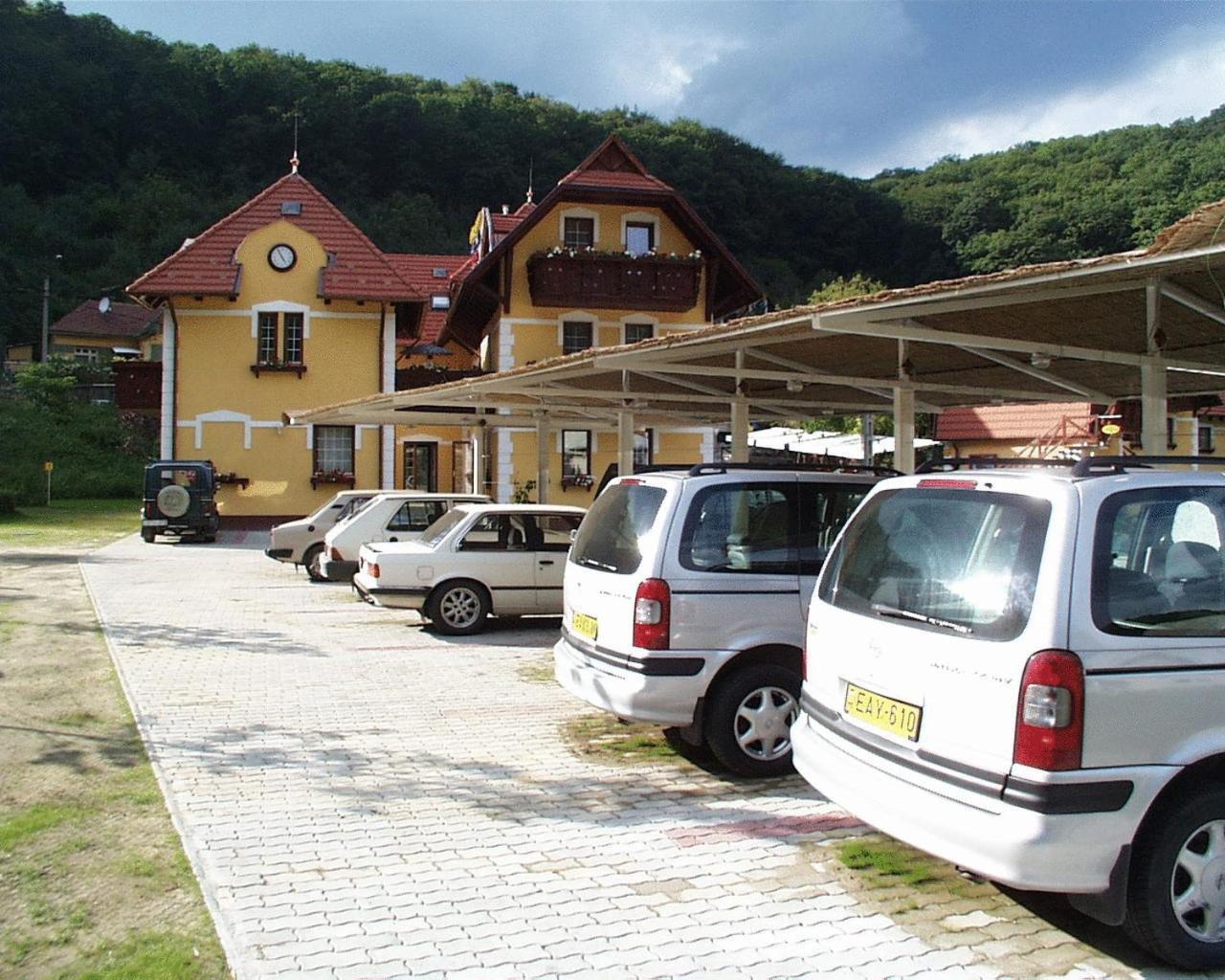 Hotel Szeleta Lillafüred Extérieur photo